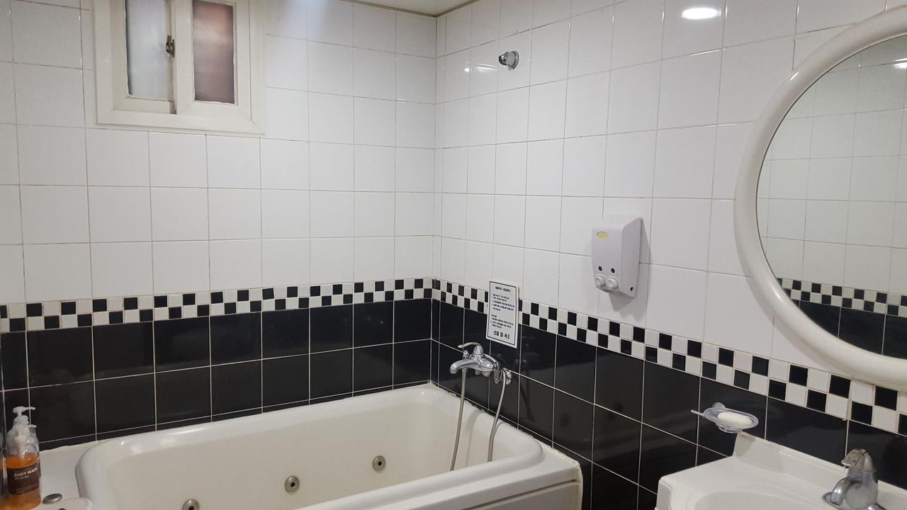 Hotel Rexvill Сеул Екстер'єр фото